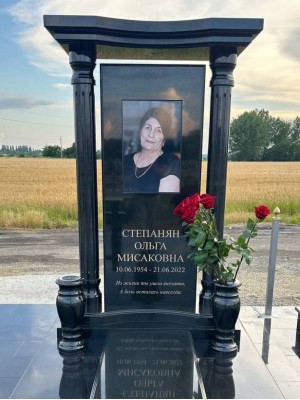 Элитный памятник 215 — ritualum.ru