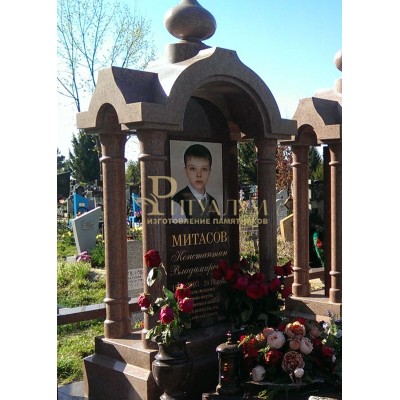 Элитный памятник №23 "Часовня из гранита большая" — ritualum.ru
